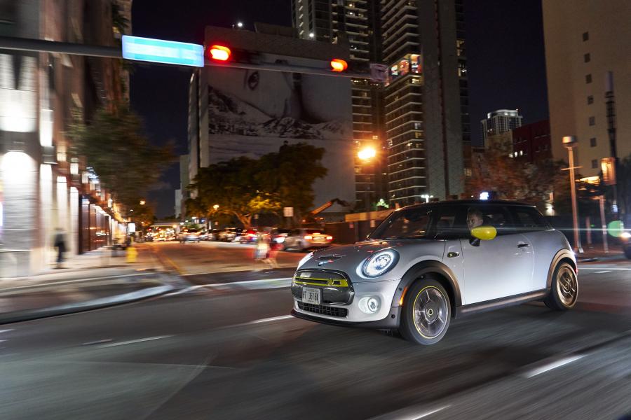  Mini Cooper SE (F56) 2020 года  (NA) (фото 141 из 342)